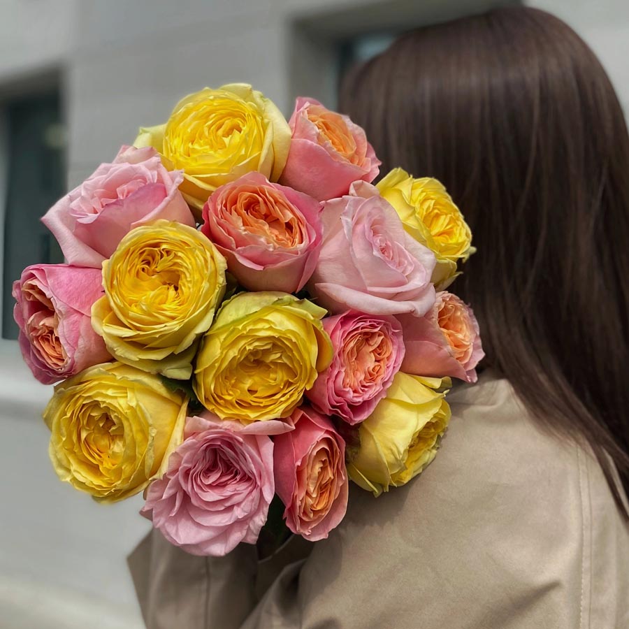 Pink O’Hara, сорта розовых роз, нежно розовая роза, как выбрать розовые розы, кенийские, эквадорские розы, букет из розовых, оранжевых и желтых роз