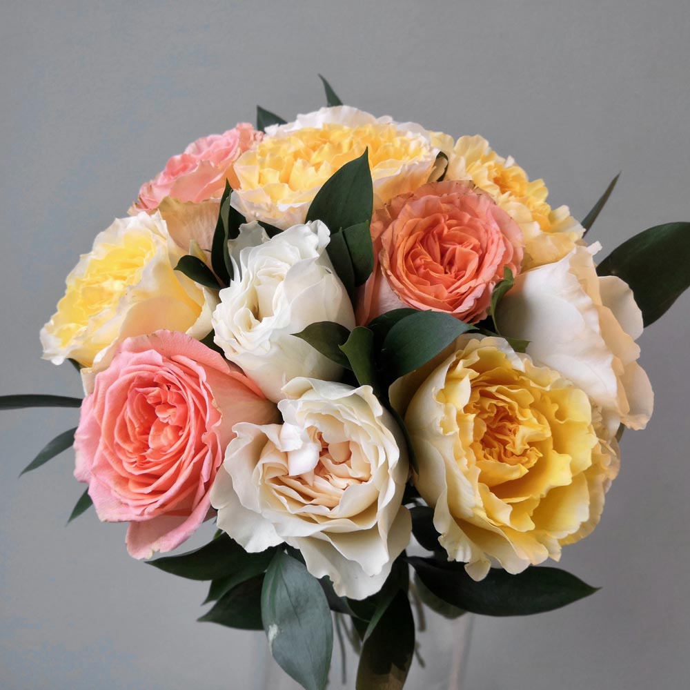 сорта желтых роз, значение желтых роз, Beatrice (Беатрис) сорт желтых роз описание, букет из желтых, оранжевых и белых роз
