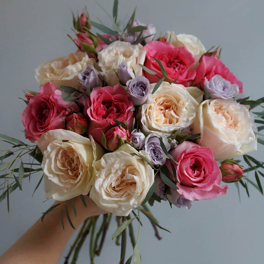 Everlasting Lavender (Эверластинг Лавендер) лиловые садовые розы, букеты из фиолетовых роз, букет из фиолетовых, бежевых и розовых роз