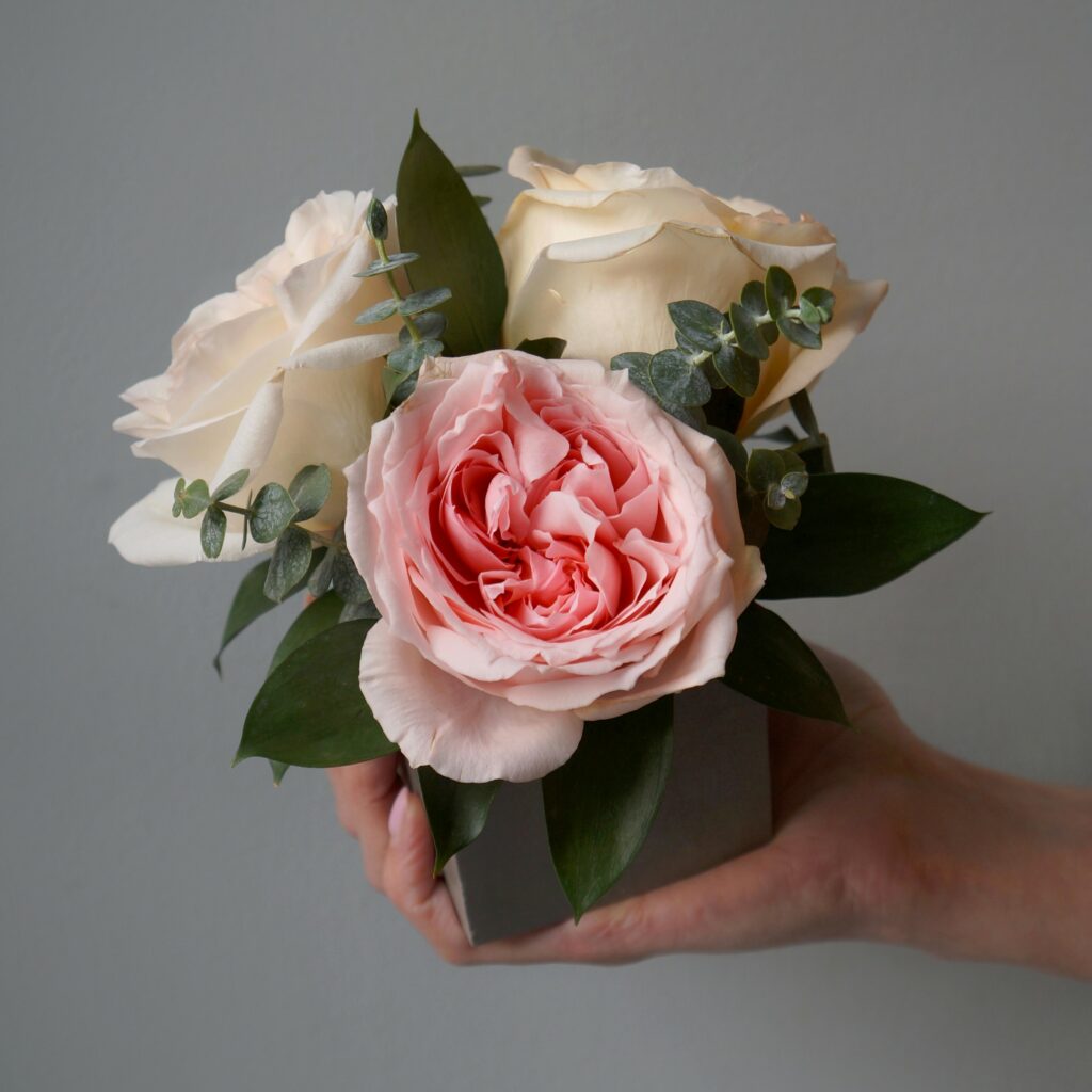 Большие розы - купить букет в Москве с доставкой от Magic Flower